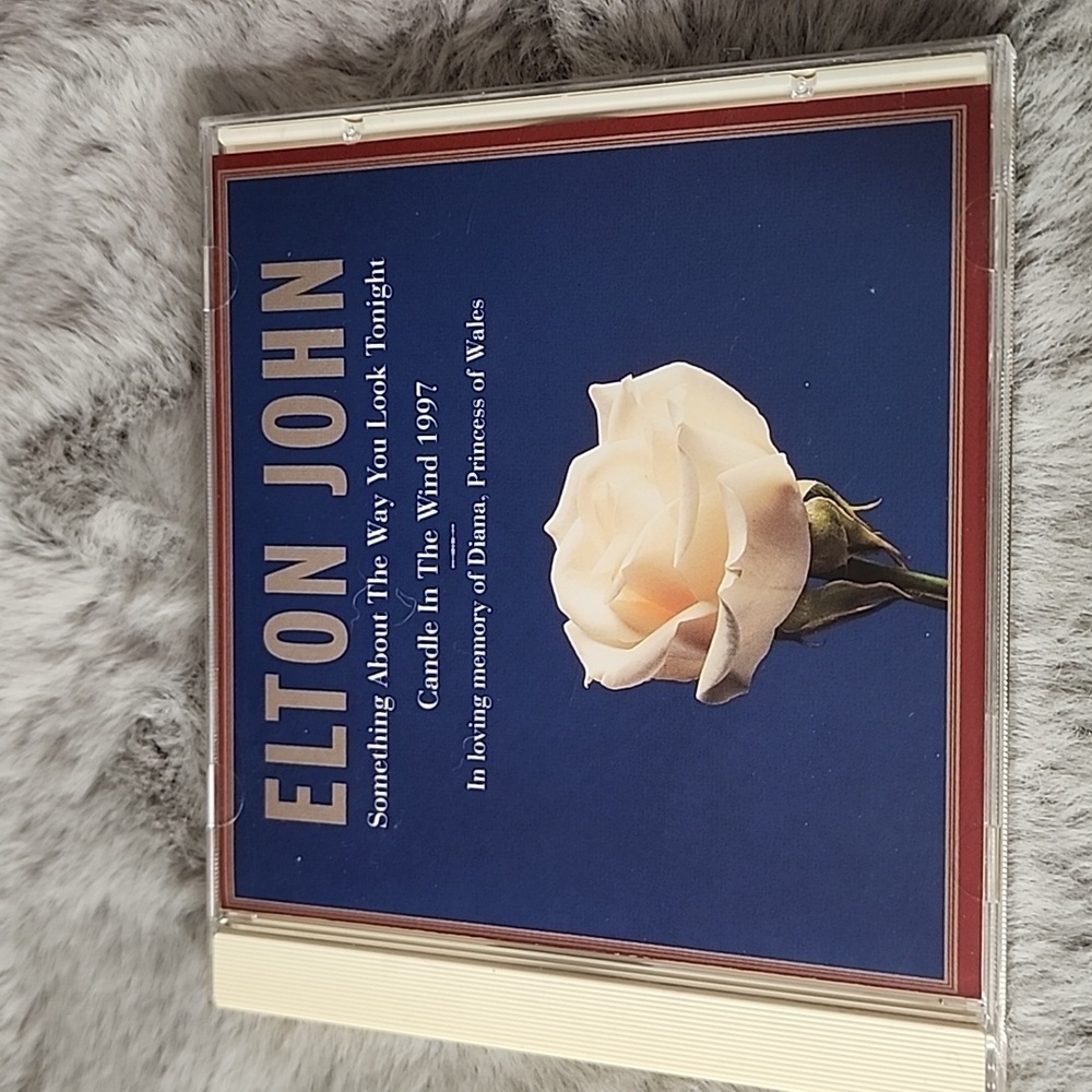 Elton John Something About the Way‎ You Look Tonight Candle in the Wind 1997